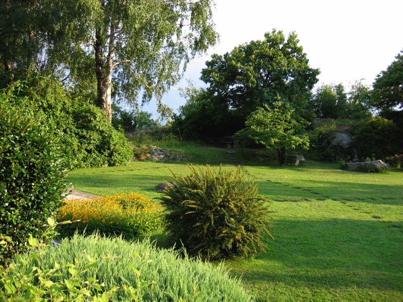 Park mit Sicht auf Lago Maggiore